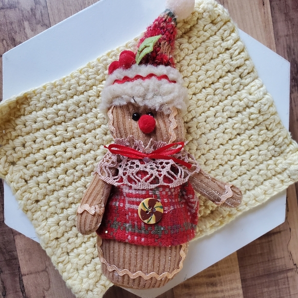 Weighted Snowman and Gingerbread boy/girl plush holiday Christmas tree ornaments - Picture 5 of 13